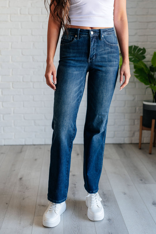 Muriel Classic Straight Jeans